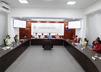 Pide alcalde de Cozumel, Pedro Joaquín Delbuois, licencia para buscar reelegirse