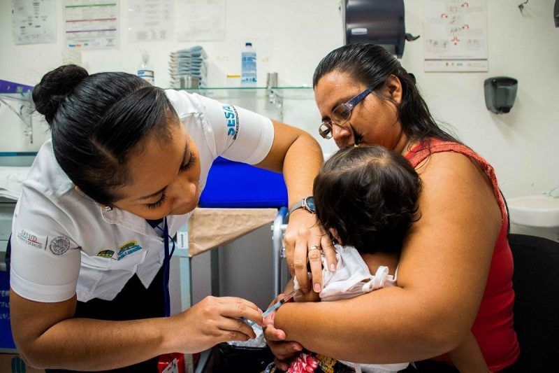 La salud como un derecho fundamental y humano en las comunidades y pueblos indígenas