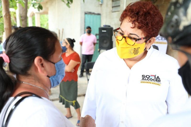 Se compromete Sofía Alcocer a mejorar traslados médicos