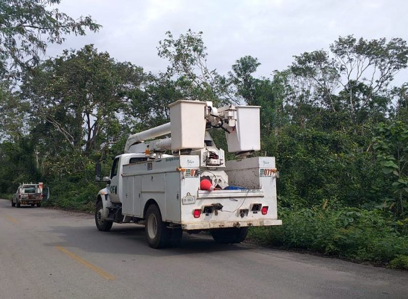 Por trabajos de la CFE, se recomienda almacenar agua potable en Chetumal