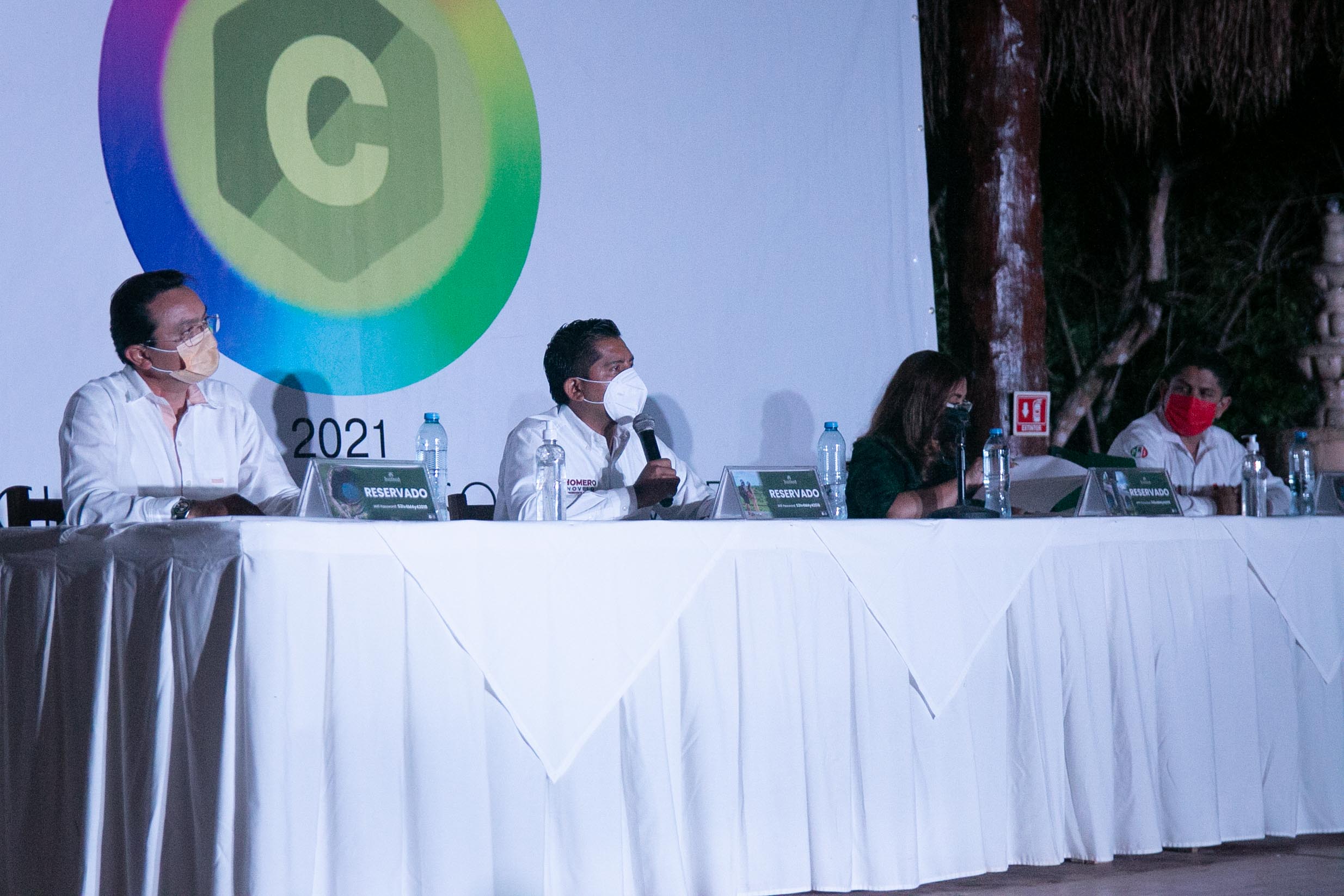 Reactivar economía y fortalecer turismo, propuestas importantes de Homero Novelo