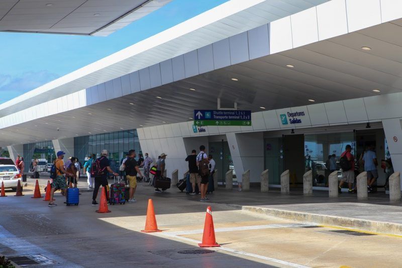 El aeropuerto de Cancún tuvo poco más de 1.6 millones de pasajeros en abril, superando con holgura al mismo mes de 2020