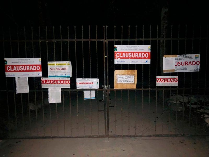 Autoridades de los tres órdenes de gobierno clausuran una fiesta clandestina en Tulum