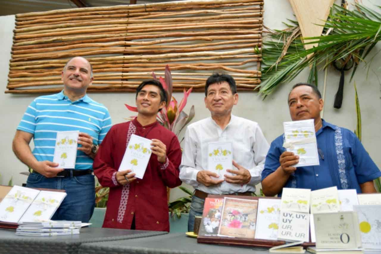 Presentan libro Tulum: tierra y manglar de David Fili Tah Balam