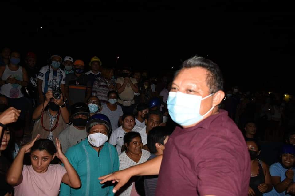 Erick Borges Yam celebra su eventual triunfo en elecciones por Presidencia Municipal de José María Morelos