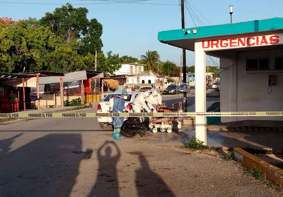 Mujer muere al llegar al Hospital General de Felipe Carrillo Puerto, presumiblemente por COVID-19