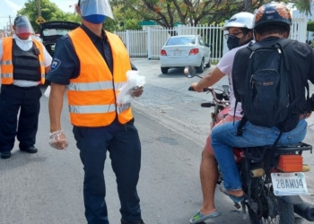 Policía Quintana Roo mantiene medidas preventivas contra la COVID-19 en Cozumel
