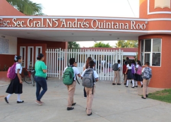 La mayoría de los padres y madres de Quintana Roo están de acuerdo con regreso a clases presenciales