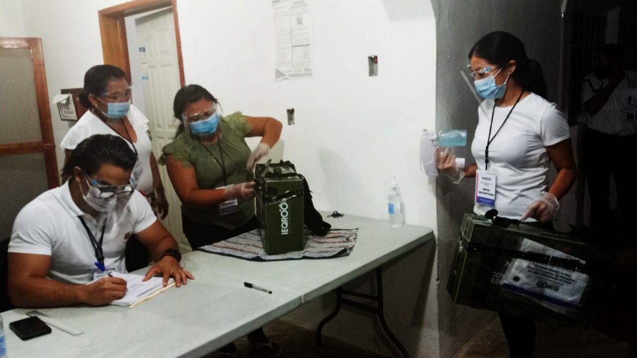 IEQROO contabiliza solo 92 por ciento del total de las actas de comicios dominicales