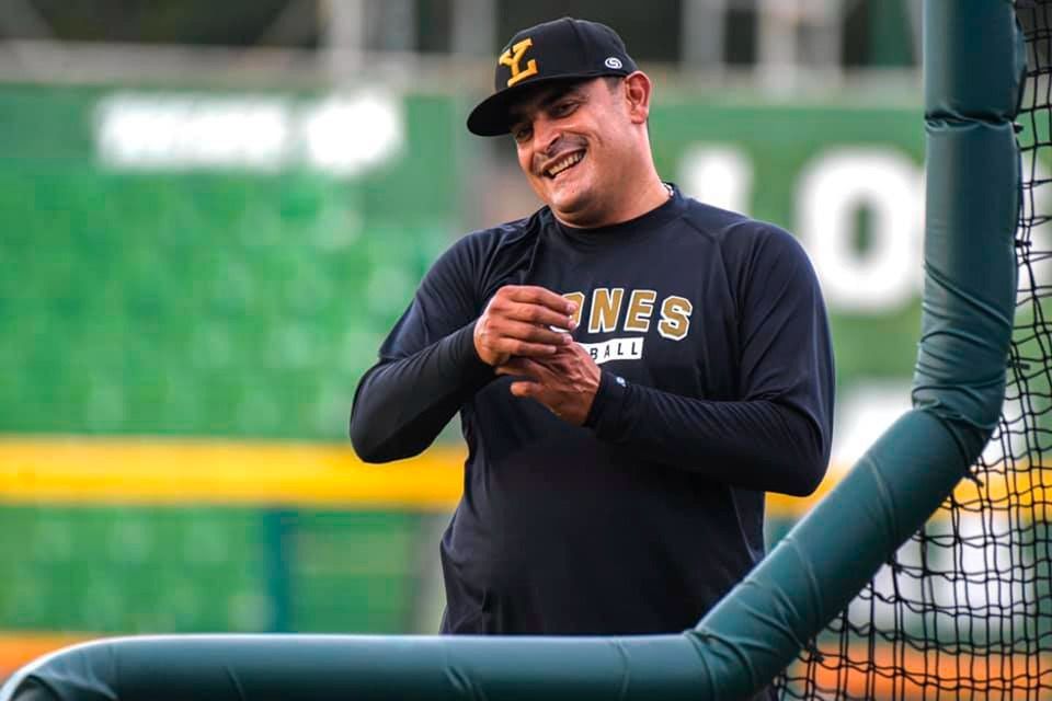 Los Leones despiden como mánager a Gerónimo Gil y regresa “Chico” Rodríguez como coach de banca