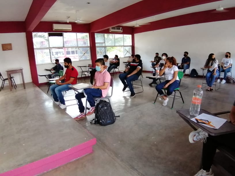 Más de mil 200 carrilloportenses presentaron examen este fin de semana para ingresar al bachillerato