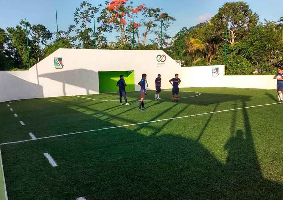 Rehabilita Ayuntamiento de Puerto Morelos instalaciones deportivas con medidas sanitarias