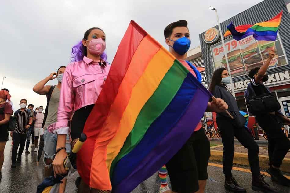 Se realiza en Playa del Carmen marcha del Orgullo LGBT+