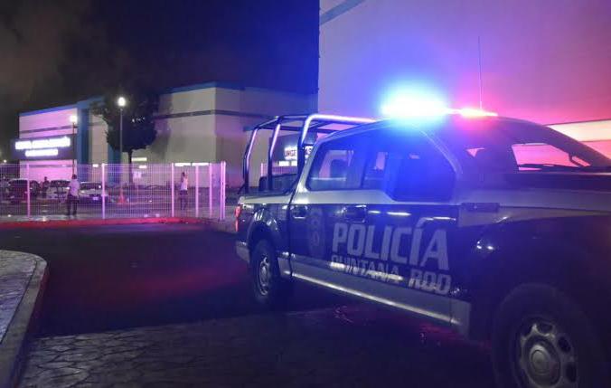 Menor herido de bala, jugaba con otros niños en un parque frente a su casa
