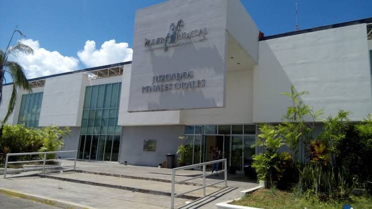Grababa encuentros sexuales con sus hijos, para enviarlos a su pareja en el CERESO