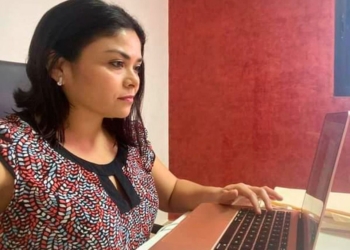 Regidora de Othón P. Blanco cuestiona empleo de recursos de alcalde Otoniel Segovia en rubro de alumbrado público