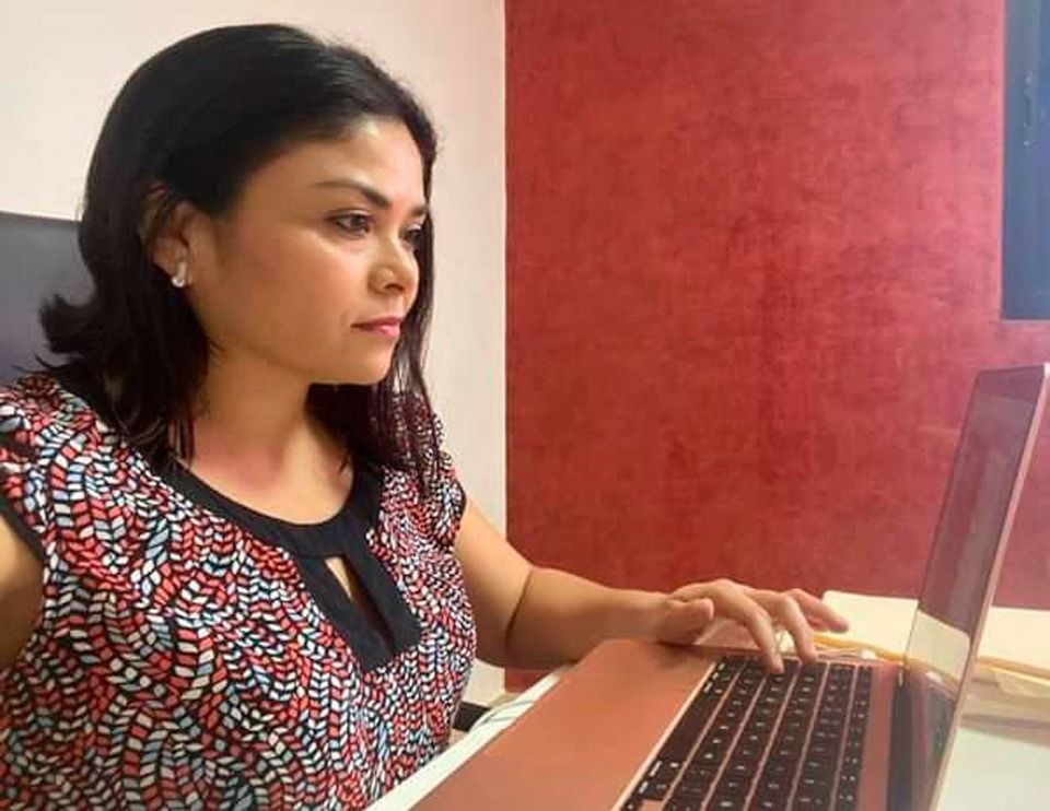 Regidora de Othón P. Blanco cuestiona empleo de recursos de alcalde Otoniel Segovia en rubro de alumbrado público