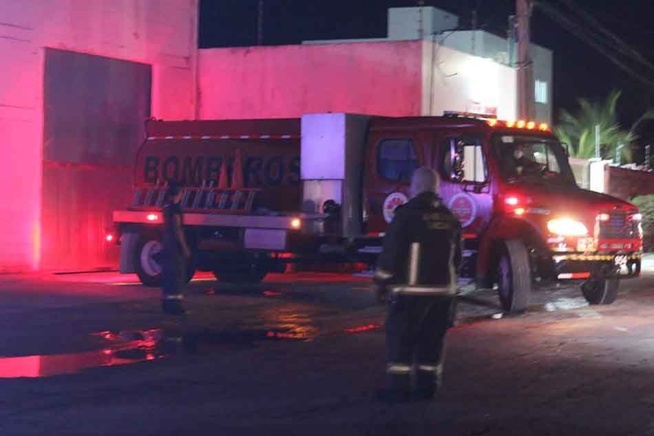 Atienden fuga de amoniaco en fábrica de hielos de Cancún, no se reportan intoxicados