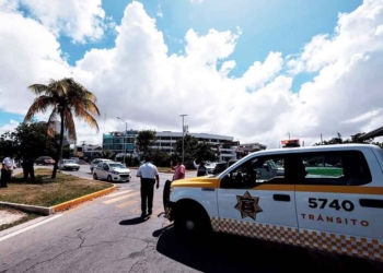 Bloqueo de taxistas ocasiona pérdidas de hasta un 80% al sector restaurantero de Cancún
