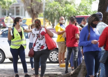 Cancún, el foco rojo de contagios en Quintana Roo con 63 por ciento de repunte y más de 200 casos diarios: Carlos Joaquín