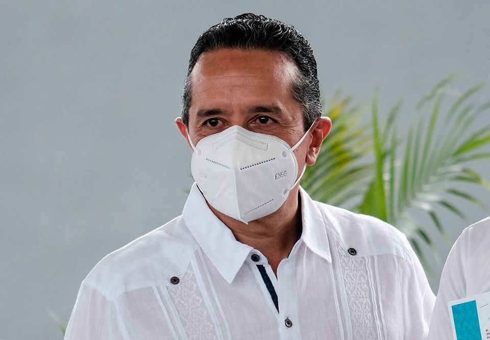 Carlos Joaquín cancela patente a notario vinculado con caso Florian Tudor