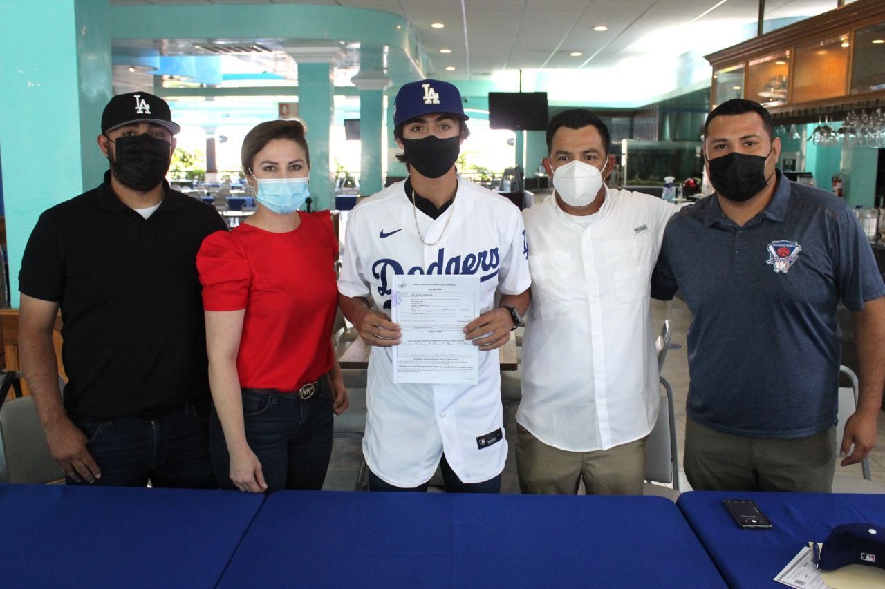 Joven recluta de los Leones de Yucatán, firmado por los Dodgers de Los Ángeles