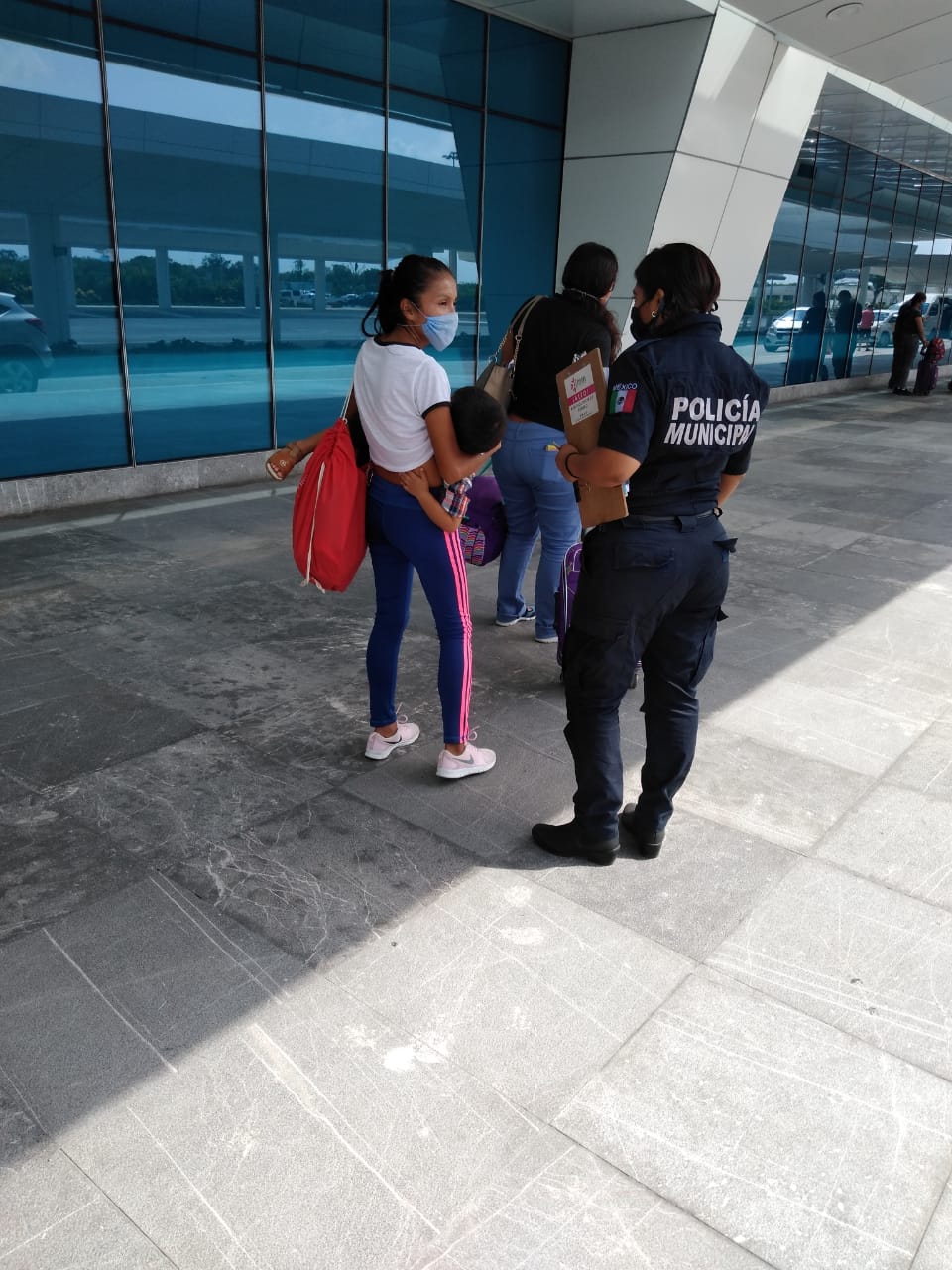 Policía de Cancún atiende cuatro reportes diarios de violencia contra menores