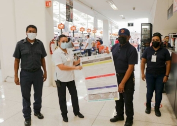 Protección Civil de Cozumel realiza campaña sobre medidas preventivas ante temporada de huracanes