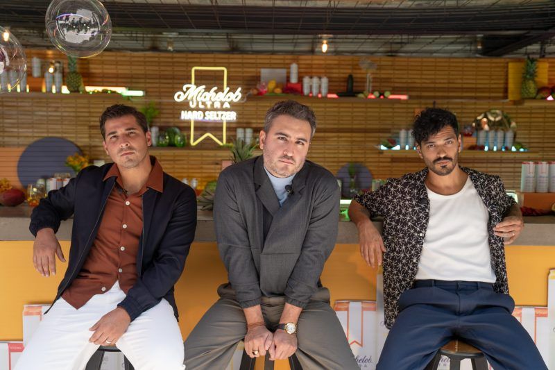 Michelob Ultra Hard Seltzer y REIK le ponen sabor al verano