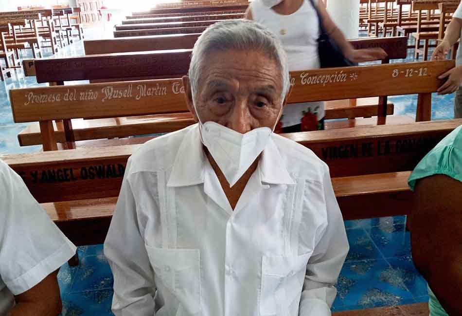 Rezador maya Pablo Dzib Bak cumple 100 años y familiares le realizan un almuerzo «con pocas personas para evitar contagios»