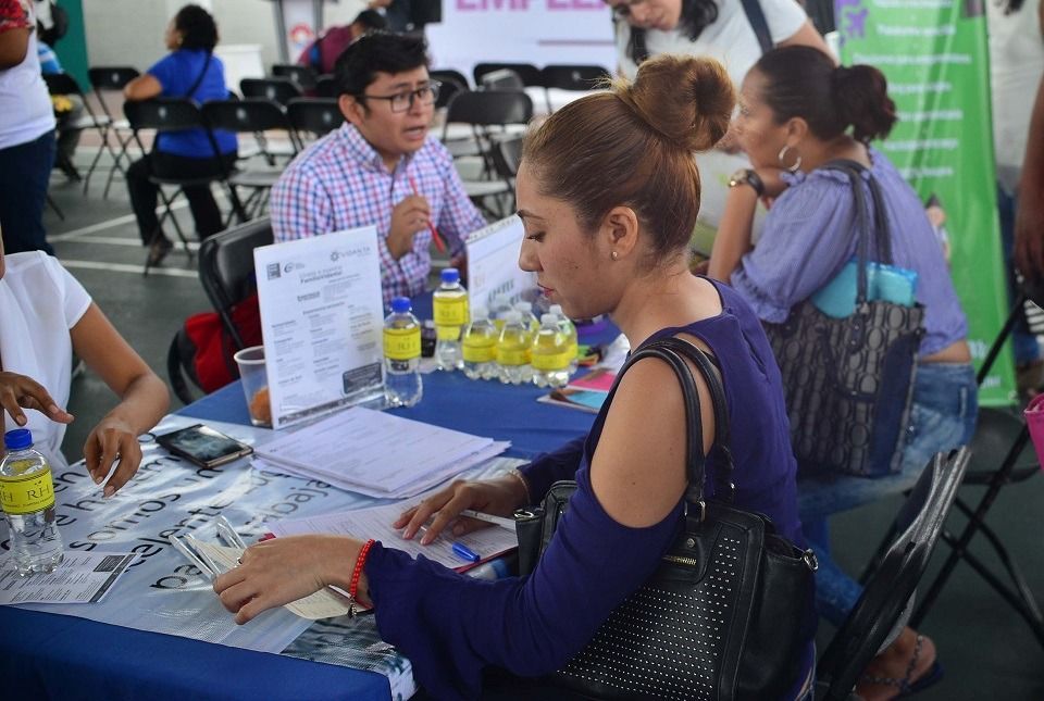 Semáforo de Trabajo Digno está en color rojo en las cuatro regiones de México, advierte agrupación ciudadana