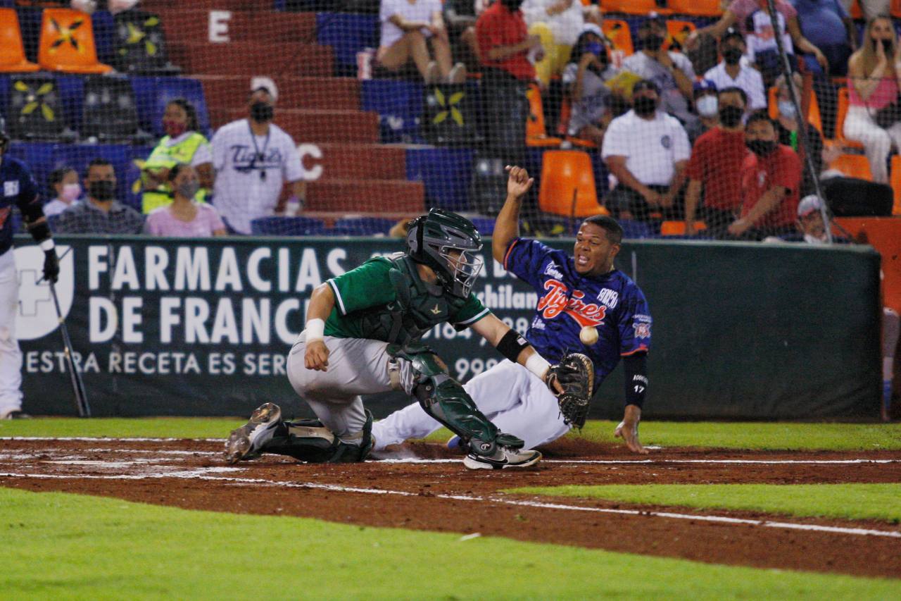 Tigres gana 5-2 a Olmecas el primero de la “serie del adiós al viejo Beto Ávila”