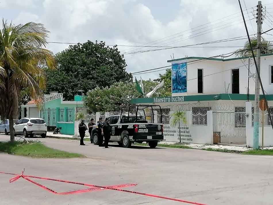 Asesinan en Chetumal a curandero y su secretaria