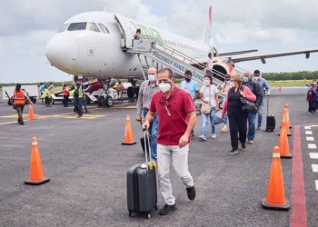 Viva Aerobús reanuda conexión Monterrey-Cozumel, con dos frecuencias semanales
