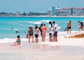 Quintana Roo aplicaría al recibir grupos numerosos, pruebas periódicas de antígenos durante la estancia