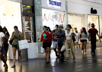 Lideresa nacional de ejecutivas turísticas minimiza riesgos de un nuevo cierre total por pandemia; pide mantener protocolos