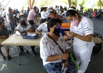 Reanudan proceso de vacunación en José María Morelos para personas de 50 a 59 años en José María Morelos