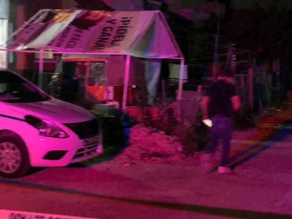 Balean casa en Cancún, muere niño que jugaba en el patio
