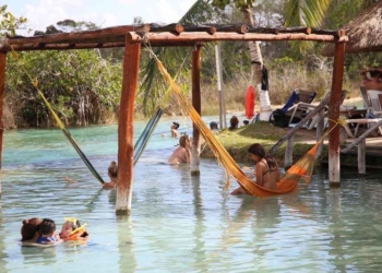 Crisis del sargazo en principales destinos turísticos de Quintana Roo beneficia turismo en Bacalar