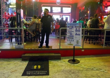 La Cofepris ya realizó más de 860 suspensiones y verificó casi nueve mil establecimientos en Q.Roo, durante 2021