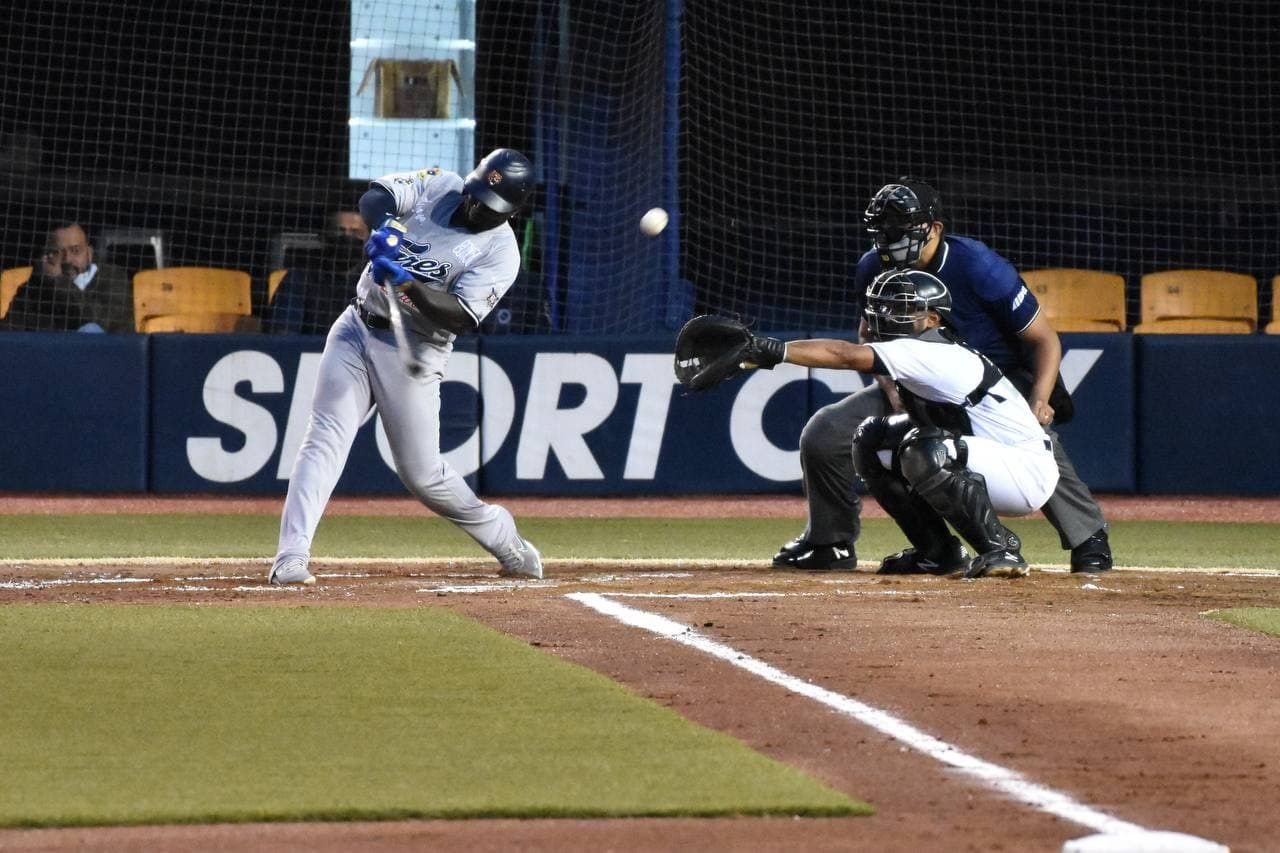 Guerreros gana 4-3 a Tigres en cerrado juego celebrado en Oaxaca