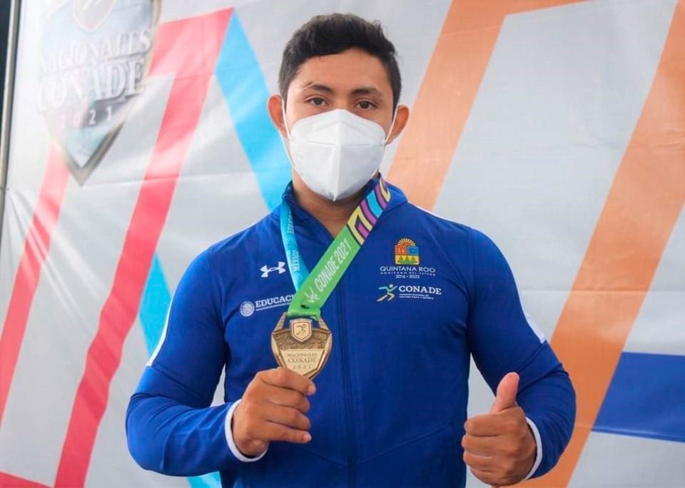 Pesista carrilloportense suma en Monterrey octavo campeonato nacional