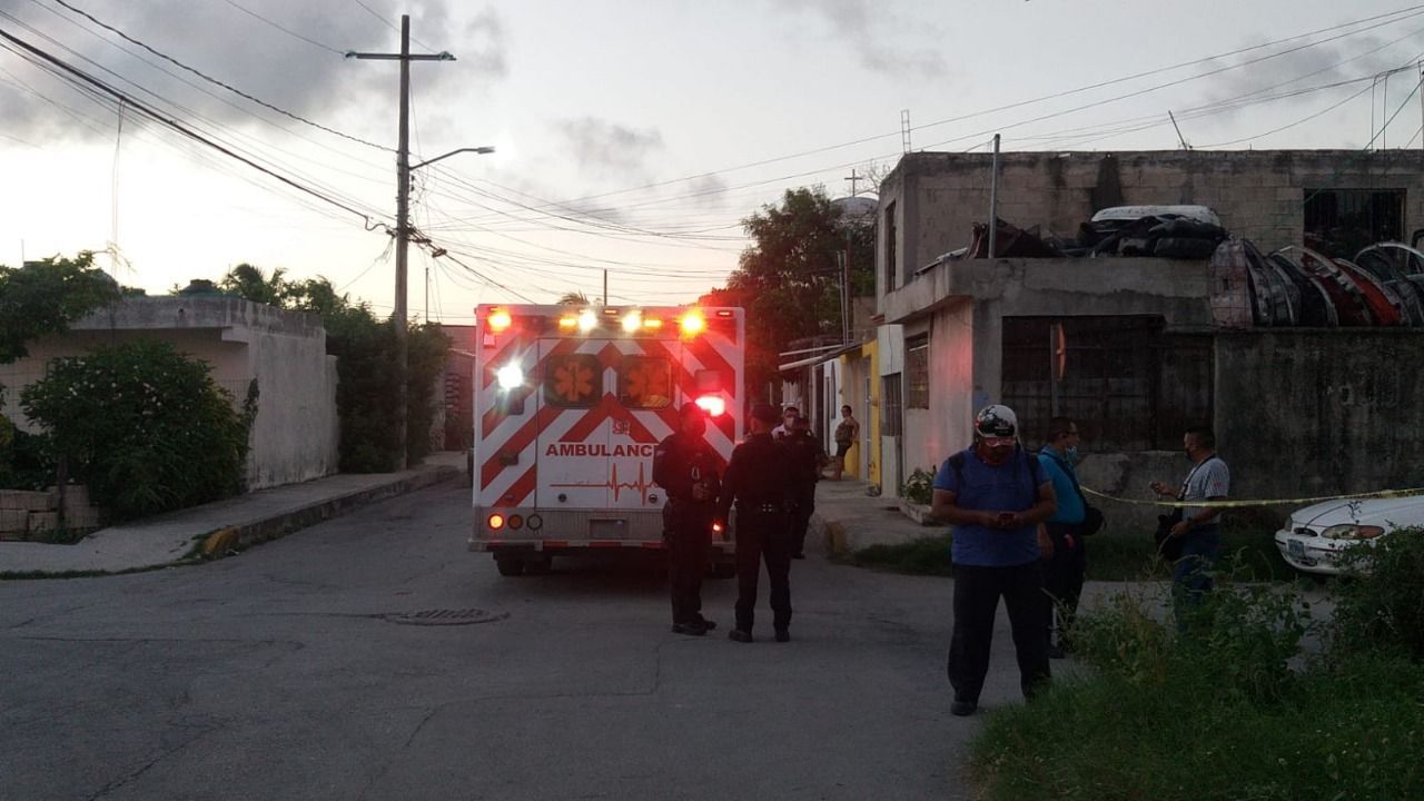 Le disparan a mujer en Cancún, la lesionan en un glúteo
