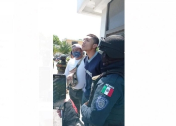 Moto-repartidores estuvieron a punto de lincha a estafador