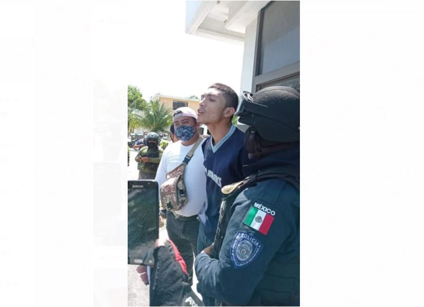 Moto-repartidores estuvieron a punto de lincha a estafador