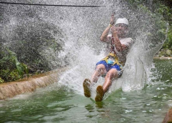 Busca Puerto Morelos seguir entre los mejores destinos de aventura
