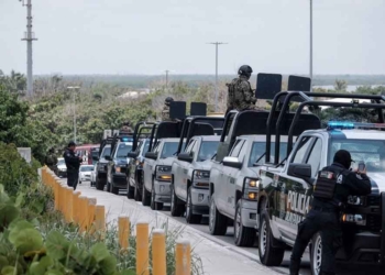 Despliegan amplio operativo policiaco y militar en zona hotelera de Cancún