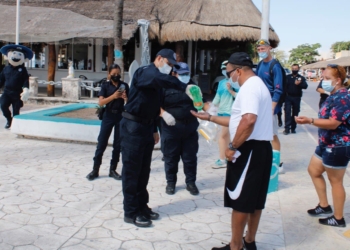 Policía Quintana Roo mantiene acciones para enfrentar a la pandemia en Puerto Morelos