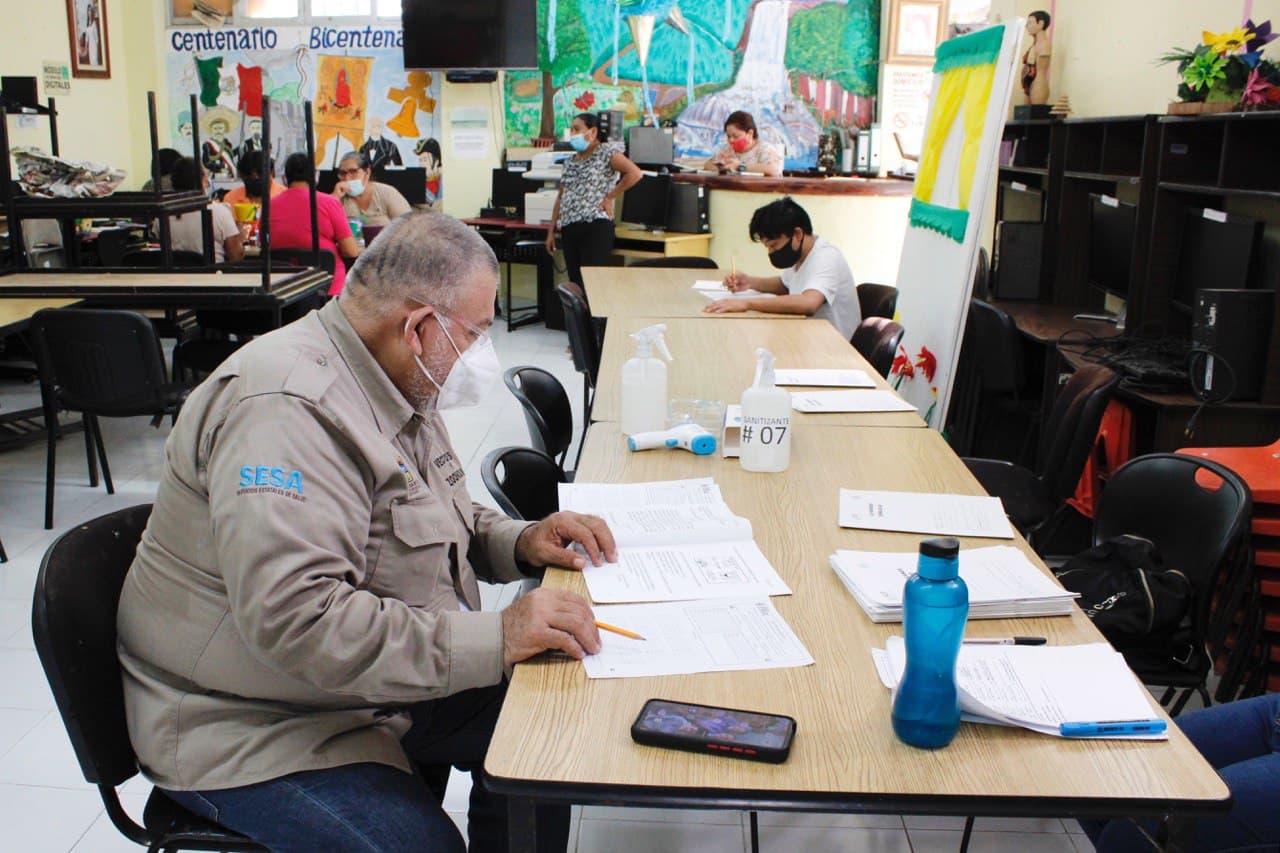 Buscan incentivar a jóvenes y adultos de Puerto Morelos a proseguir Educación Básica