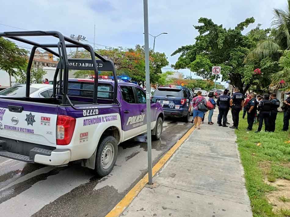Rescatan a dos menores que trabajan en las calles de Playa del Carmen